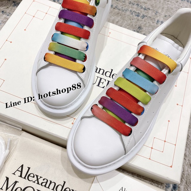 Alexander McQueen專櫃經典款麥昆全新升級版本情侶款小白鞋 皮尾系列彩虹 dx1816